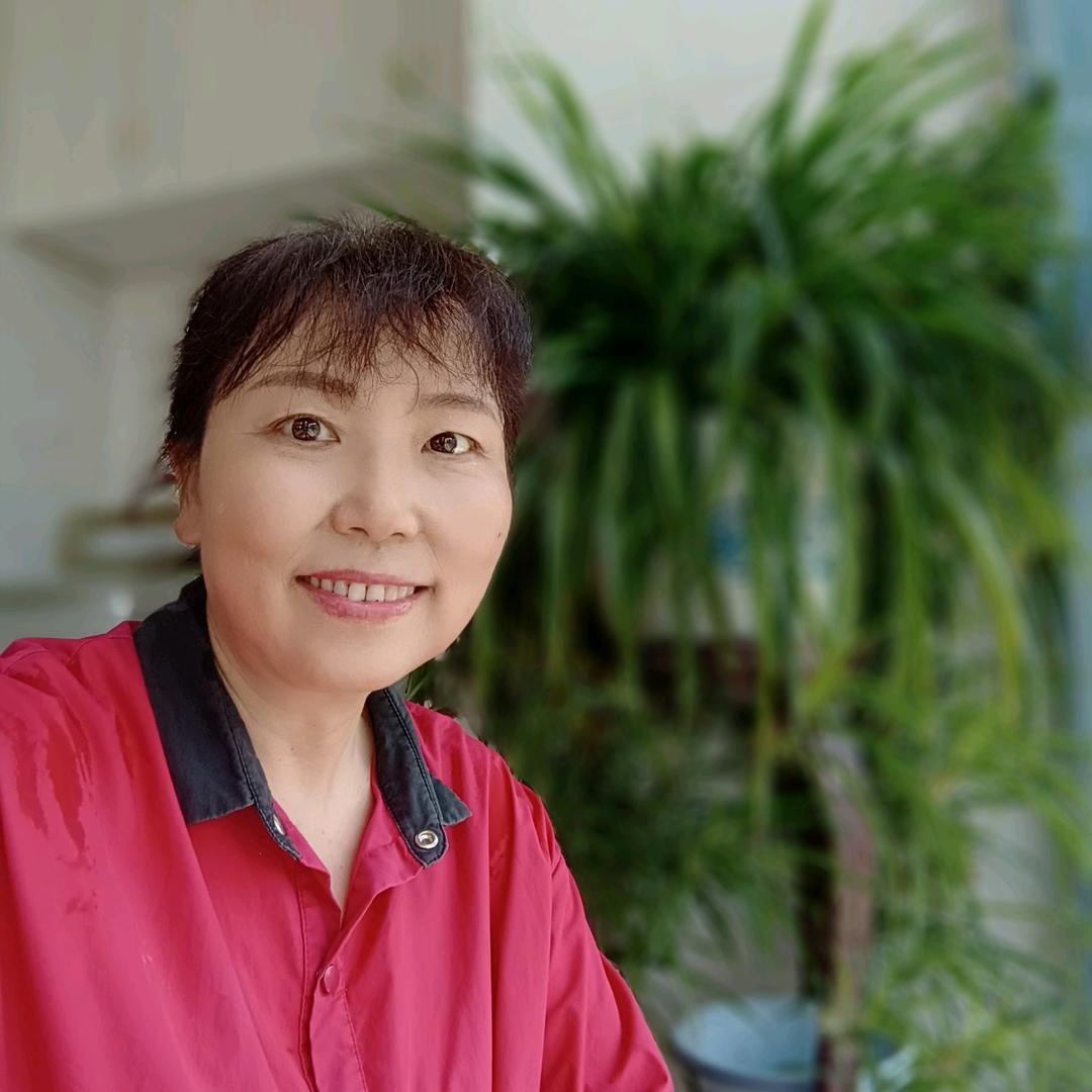 青姐: