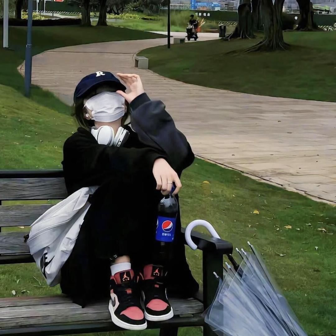 肆柒