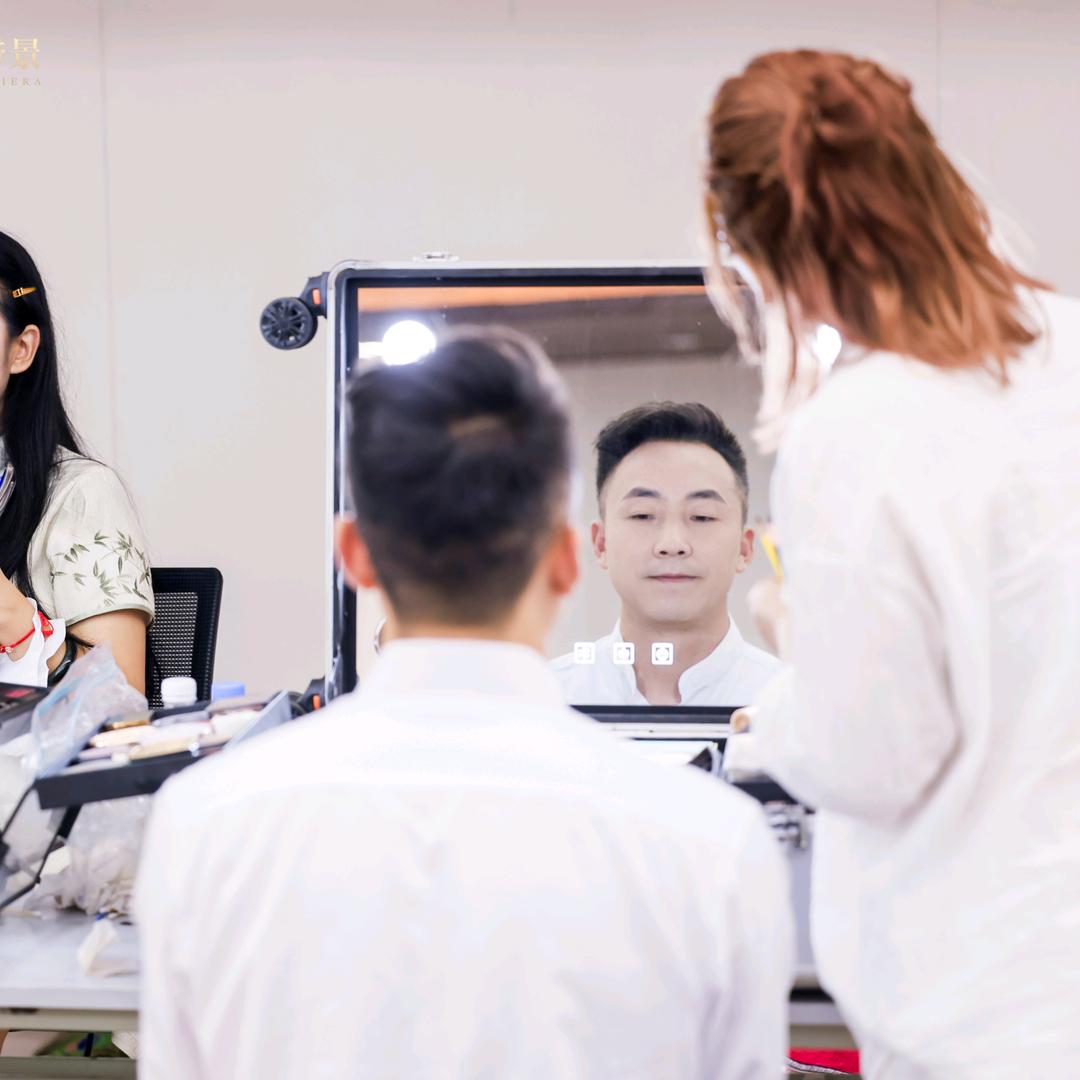 勐巴娜西乐团.志强