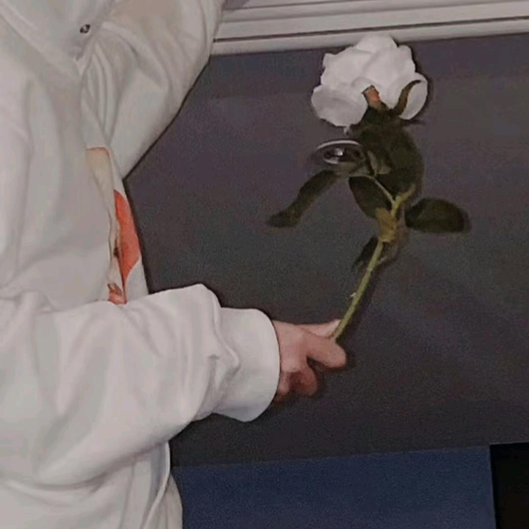 不是 你怎么知道我在这儿