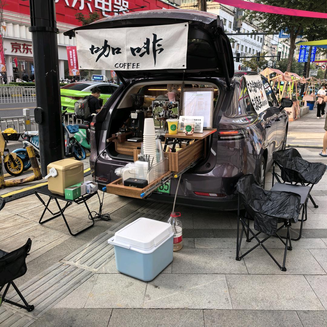 桃西西咖啡车