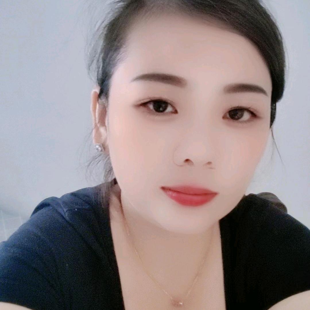 倾城一笑又倾城