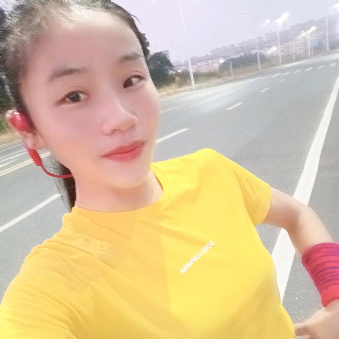 爱跑步的RongRong💐