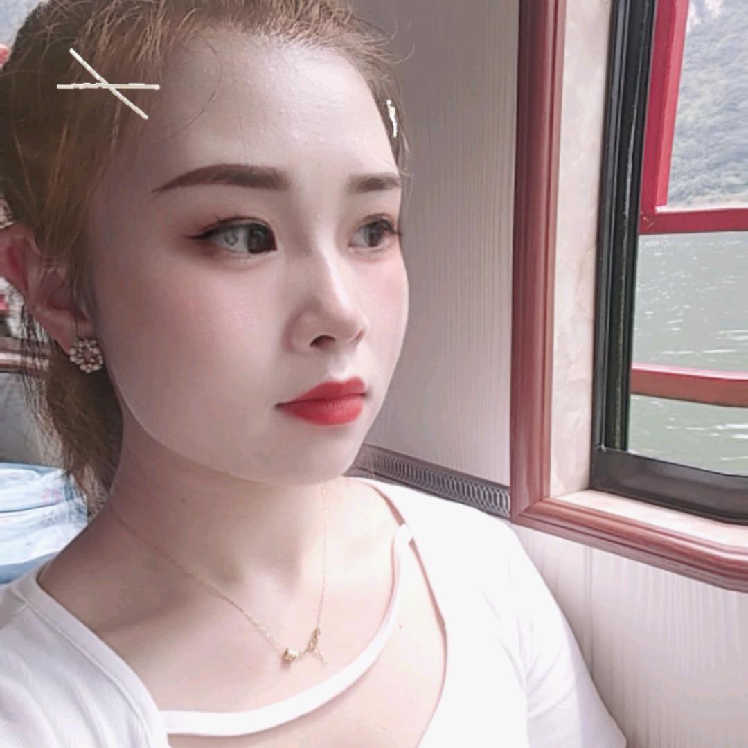 艳妹特乖💞