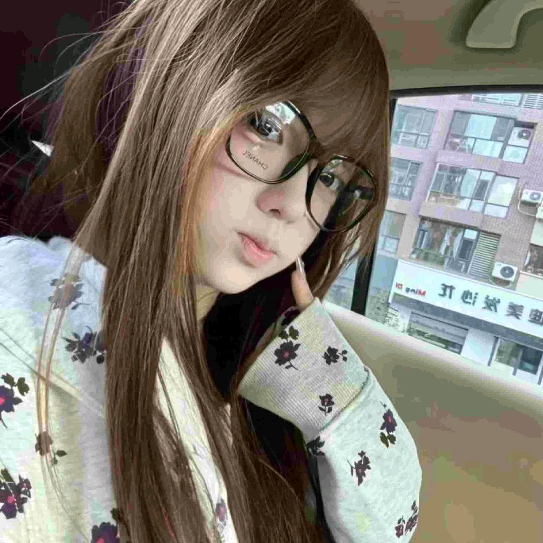 枯枯ˣ.