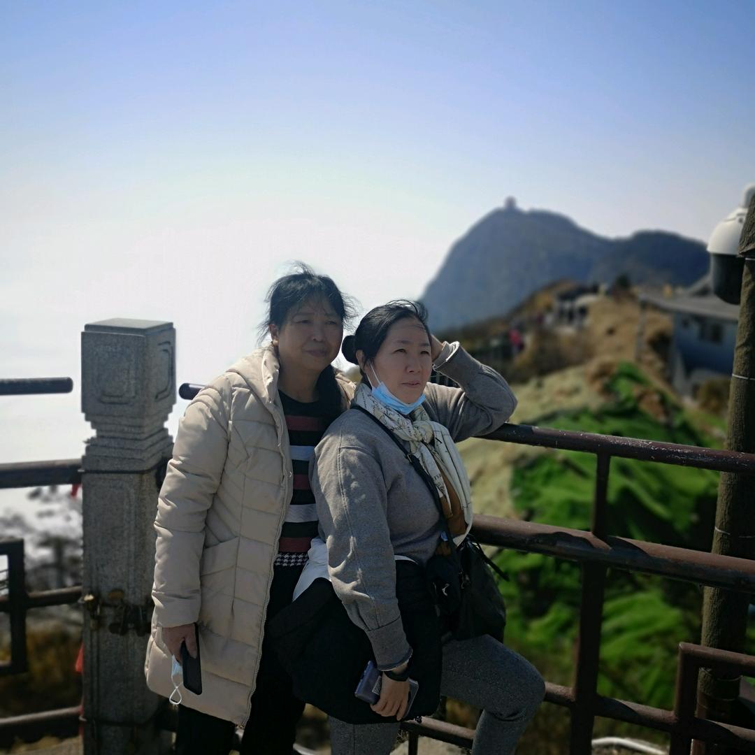 温柔溪流