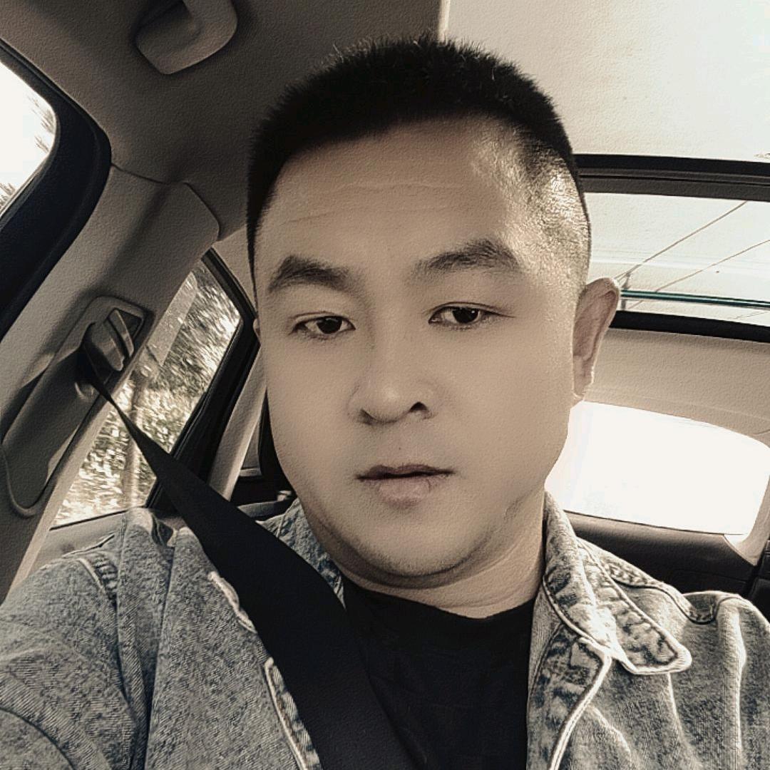 活着就做孙子他爷！