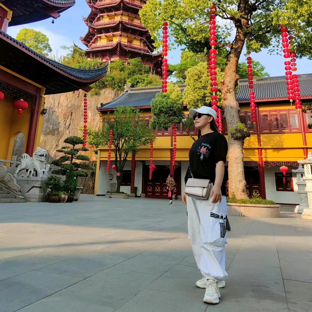 爱跳舞的丹妹