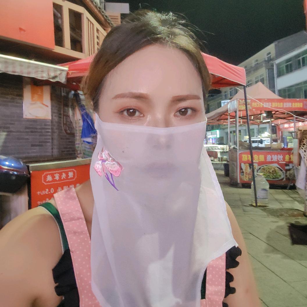 安妮。卖手打柠檬茶