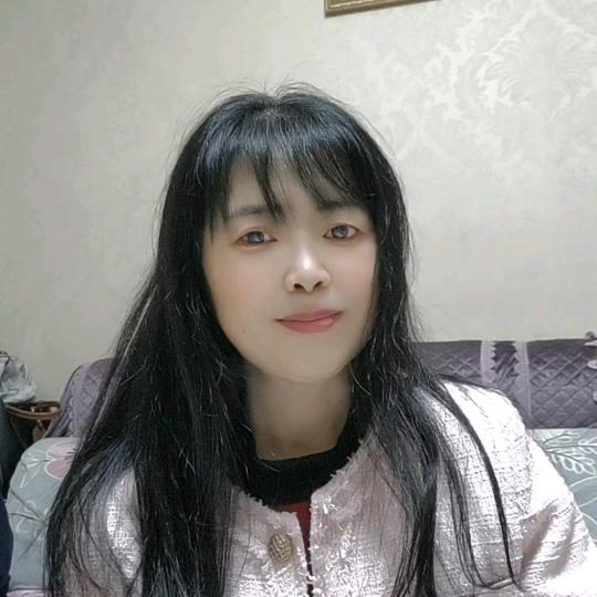 英（因工作忙，暂停互动写评）