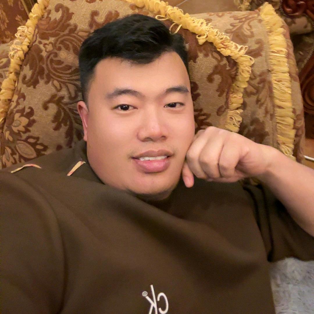 杨小小