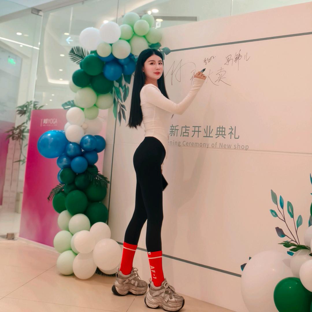 思锦儿(休养奋斗版)