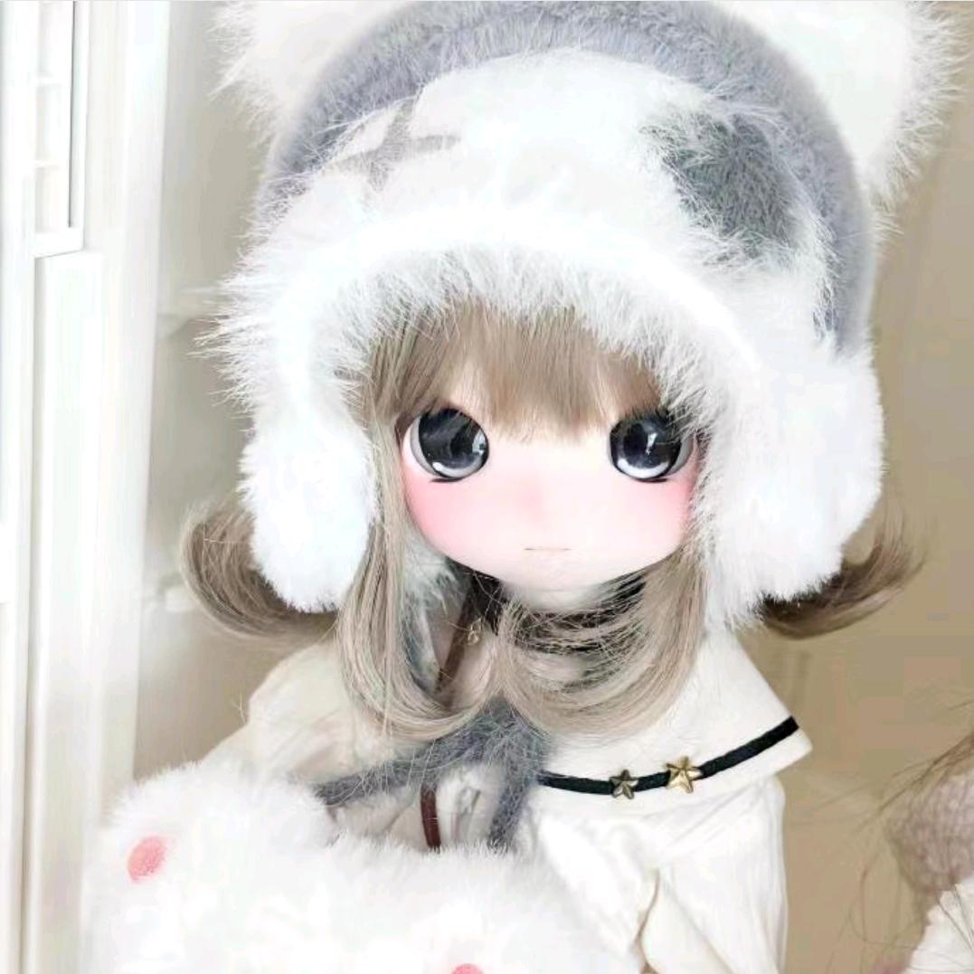 小e