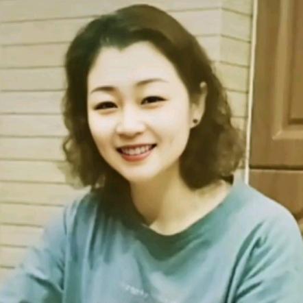 @谭笑风生🌻🌻《76年的龙🐉》