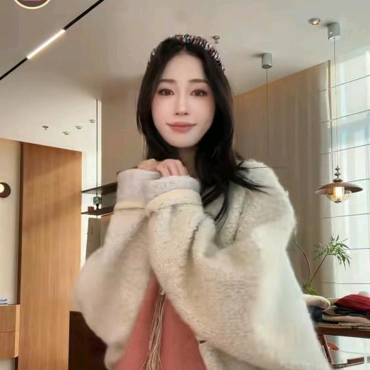 不理理高级感女装