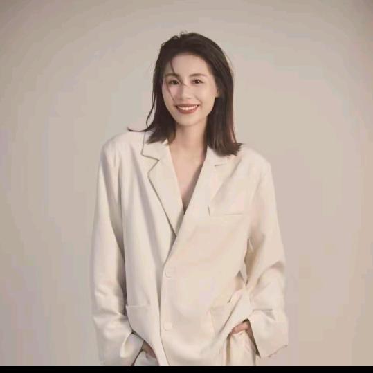 麦芽Mayya  plus(高级穿搭)