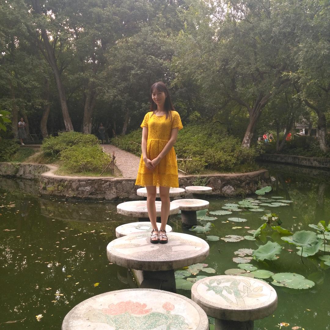 三金卤肉饭老板娘