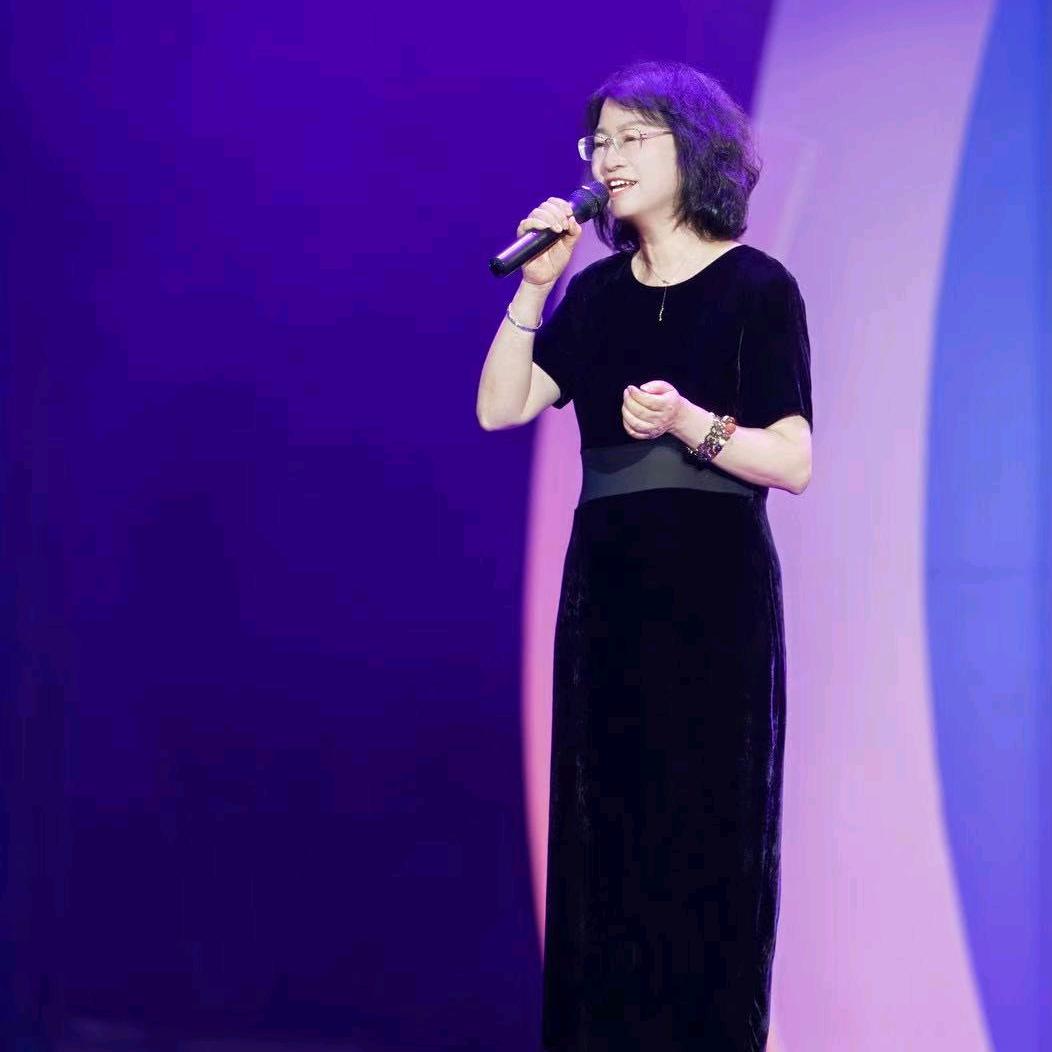 嘉兴伊锦季服装店