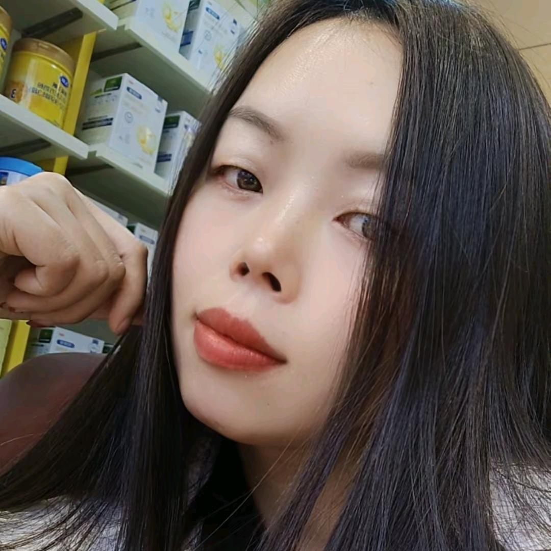 六月