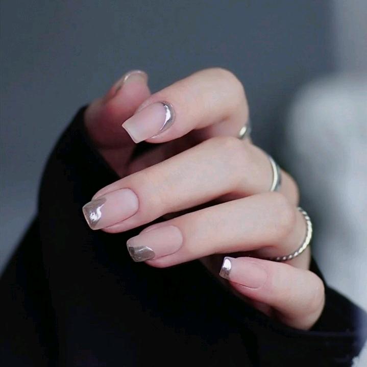 黎黎🦁🌴🍍💚🏍️🛹