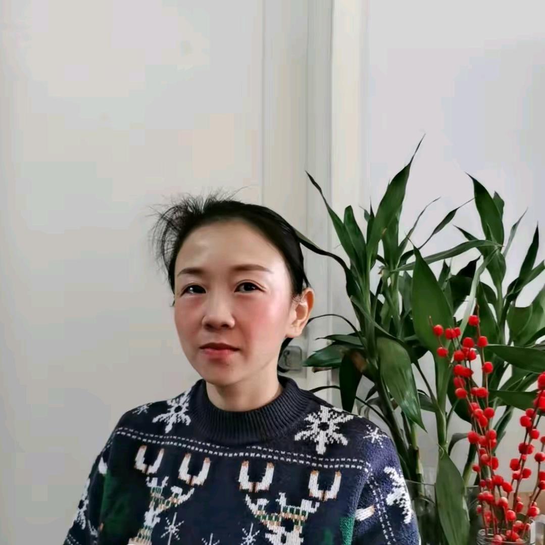 晶晶(助力号3晚7点10分)开播号在简介