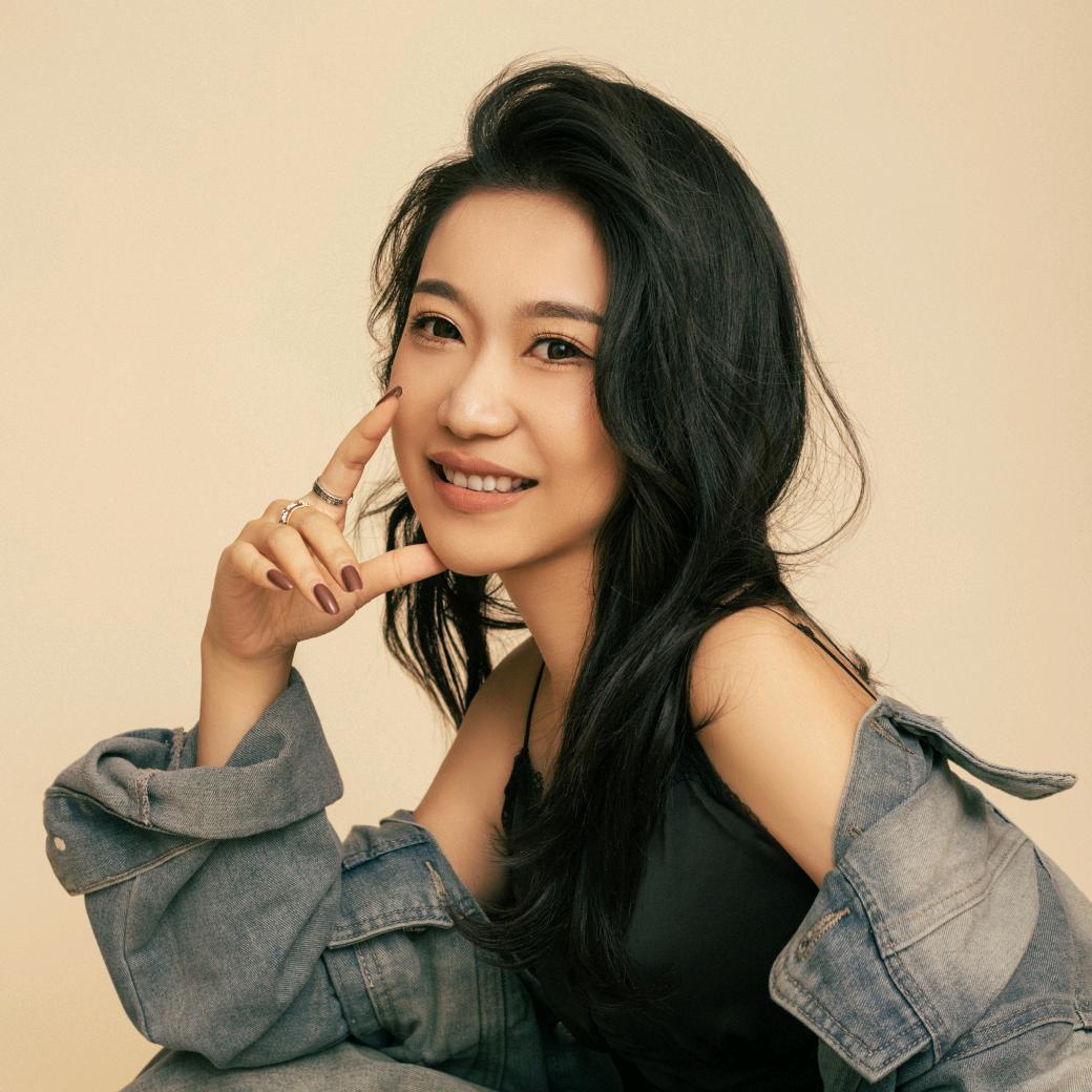 路灯下的小仙女
