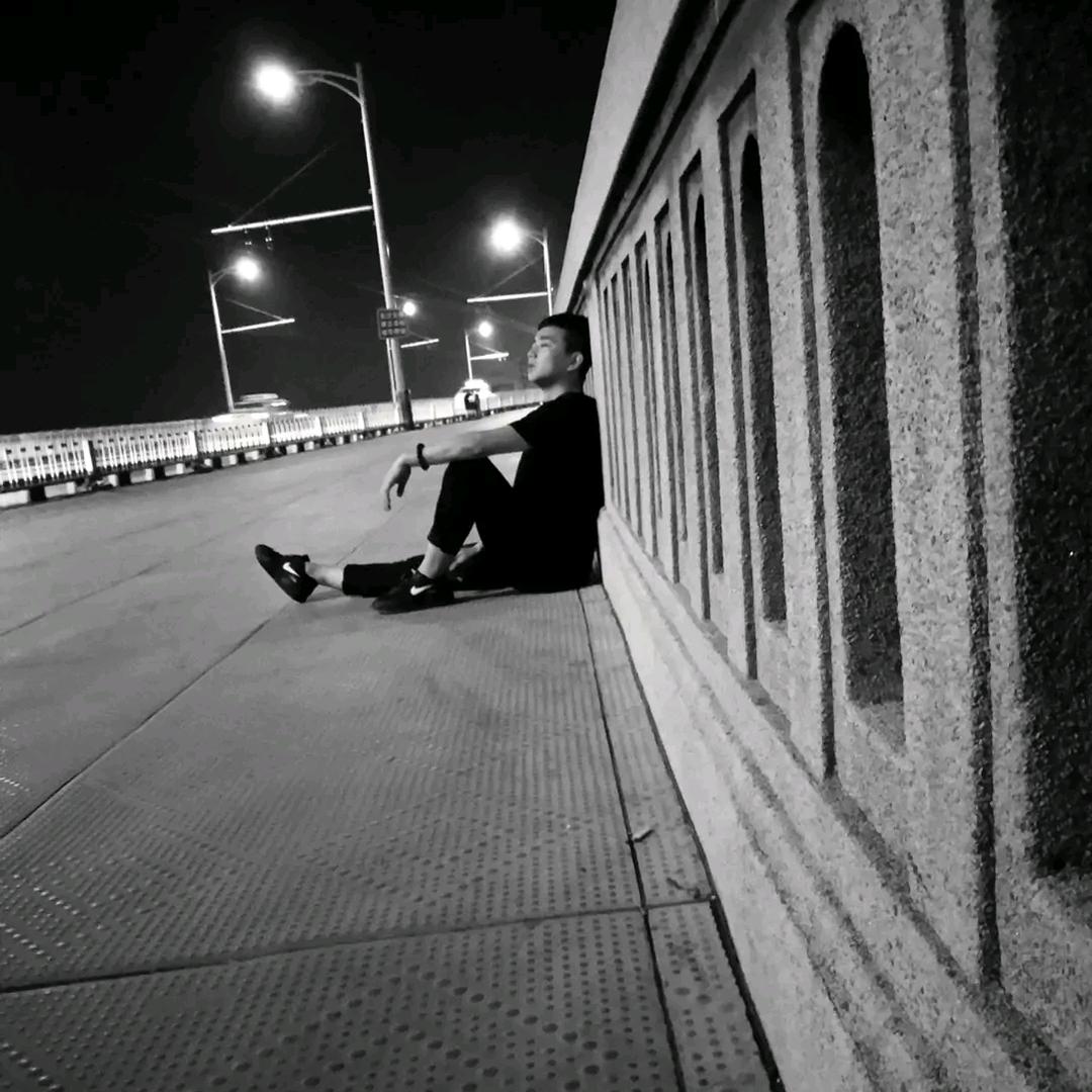 丑八怪