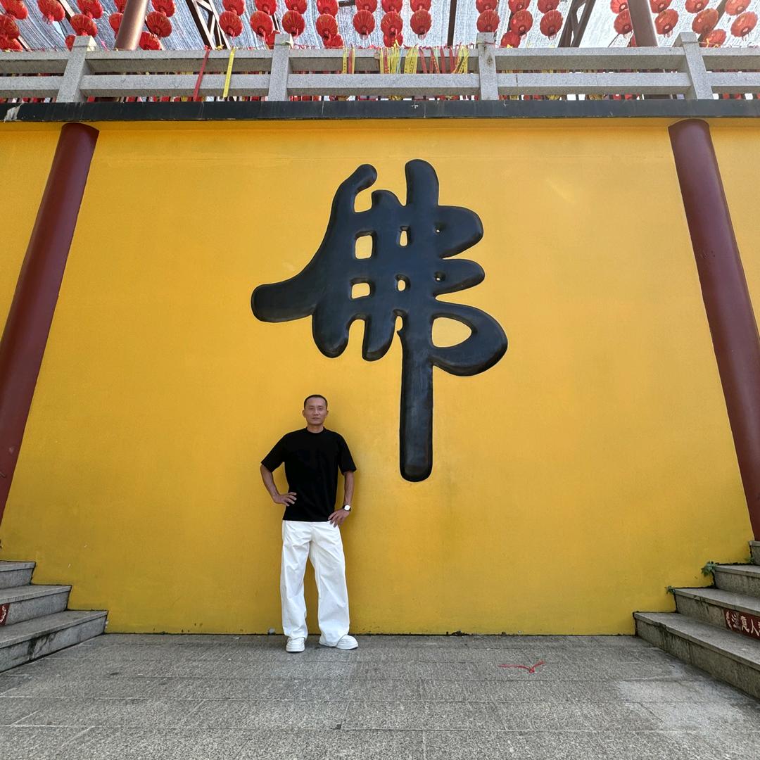 烫嘴的冰美式☕️