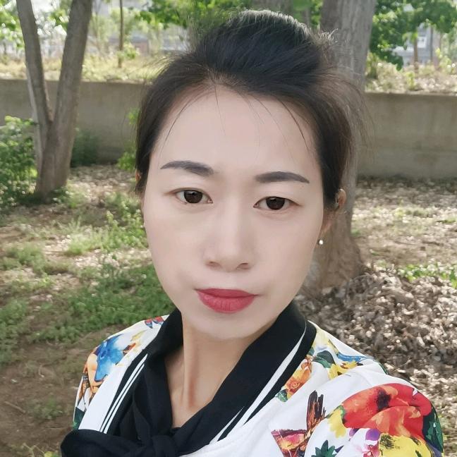 塔湾莓好时光草莓园小薇