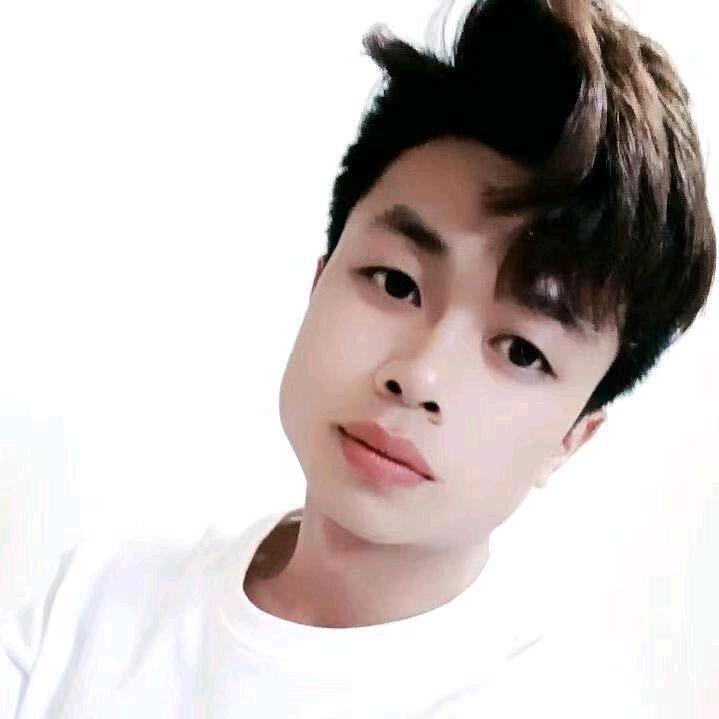 ꦿ：ღ小静᭄🍒chu  xin💞