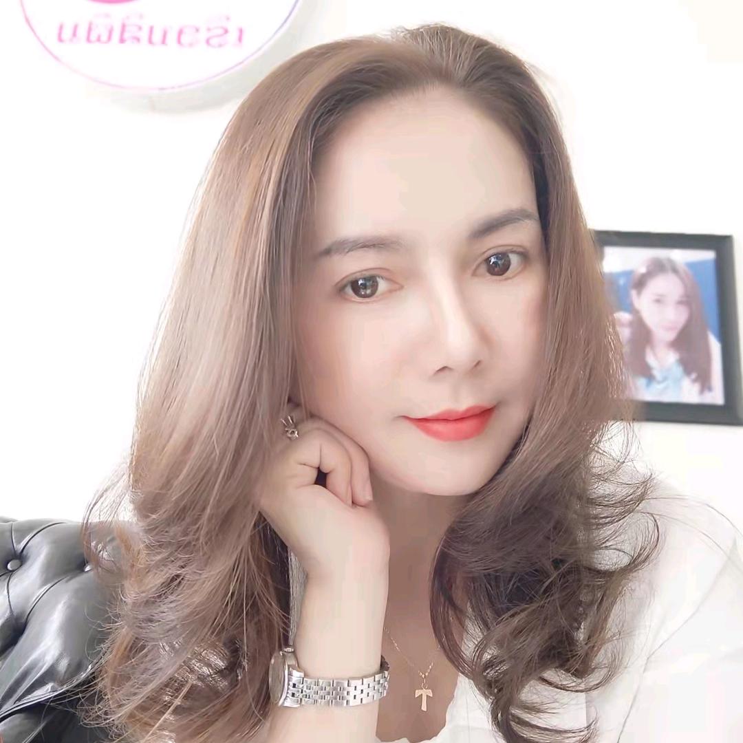 ສະໄພ້ສົງຊິ້ງ老挝媳妇