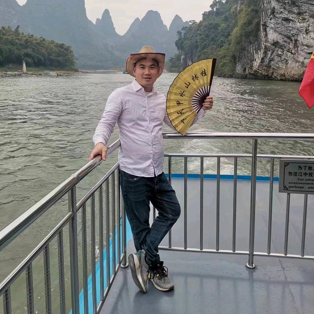 吴川木工《小林团队》