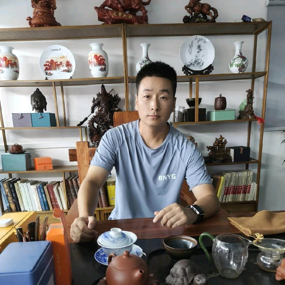 库存服装批发小霍