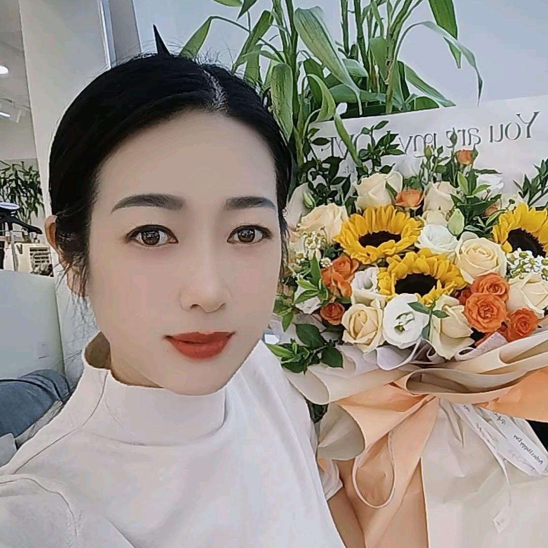 🦋꧔ꦿ᭄💞云淡风轻🕊꧔ꦿ᭄💞