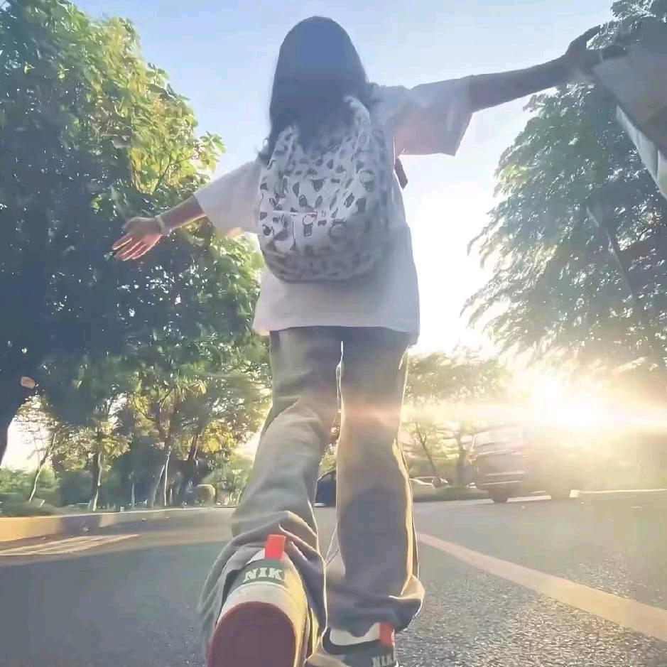 凶狗睡大石