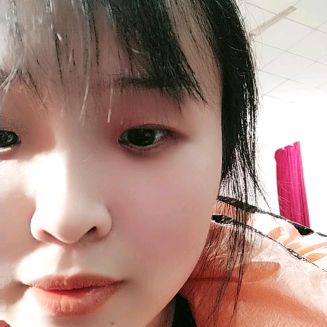 鹿小悠头像