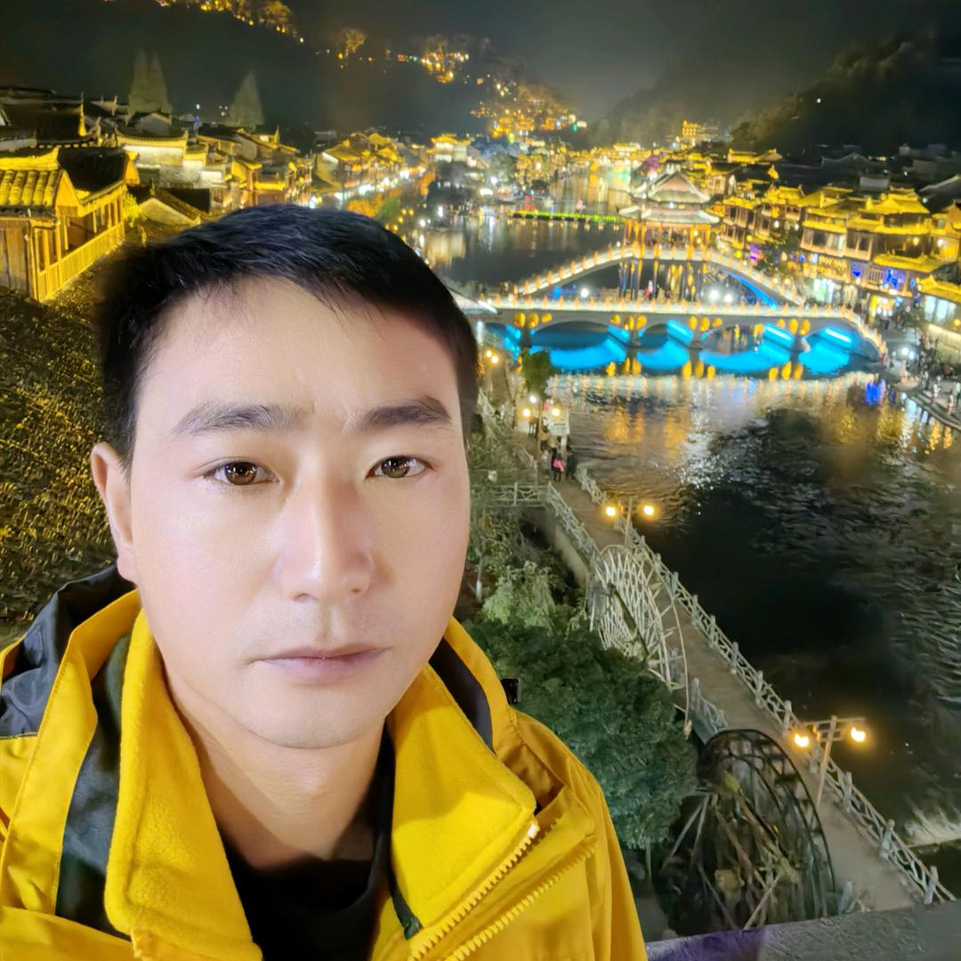 抬头已是秋