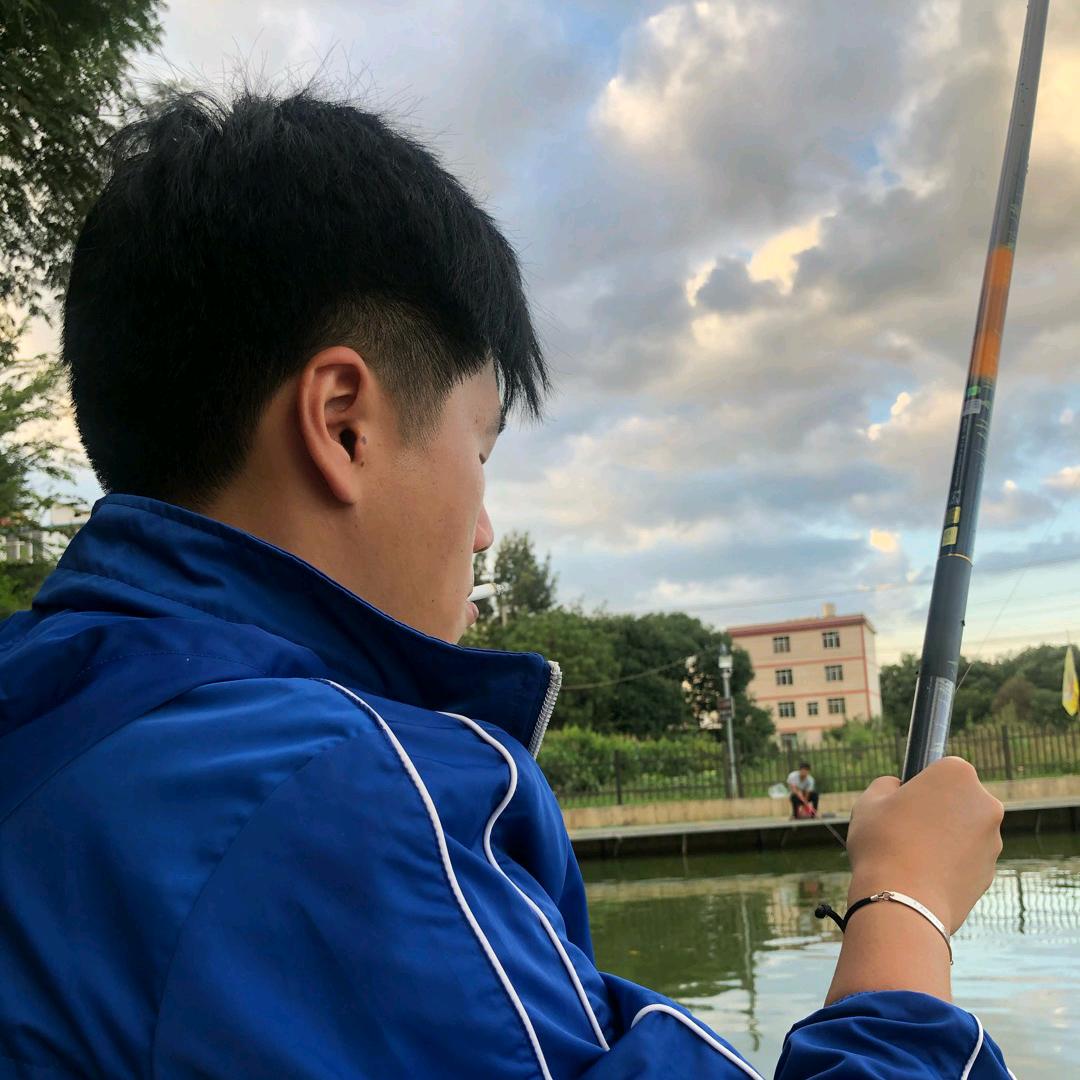 郭星钓鱼