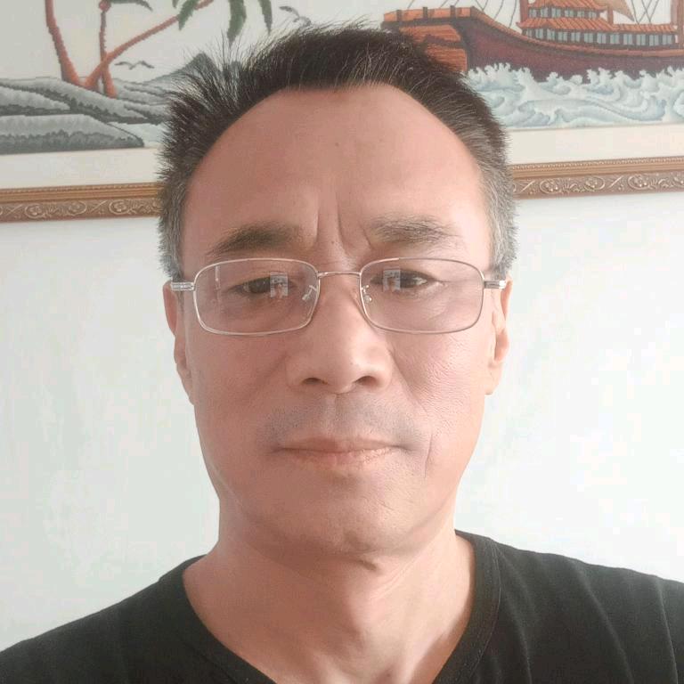 爱吃鱼蓉银耳羹的金钹头像