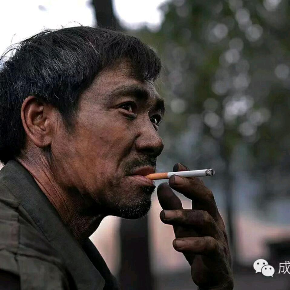 钓鱼老头