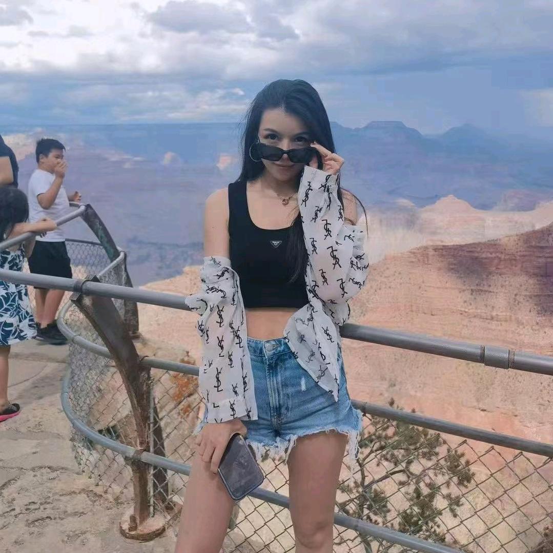 润利董小姐