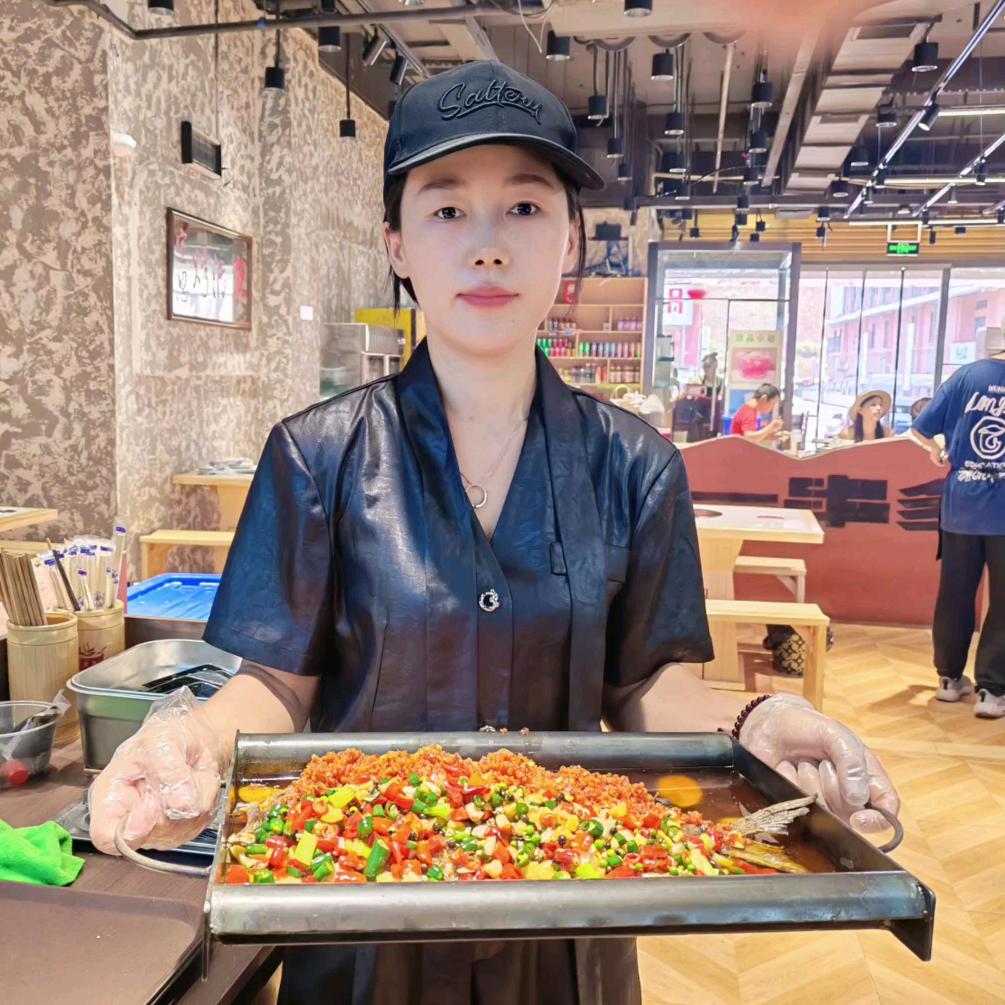 楊記烤活鱼恩施店敏姐