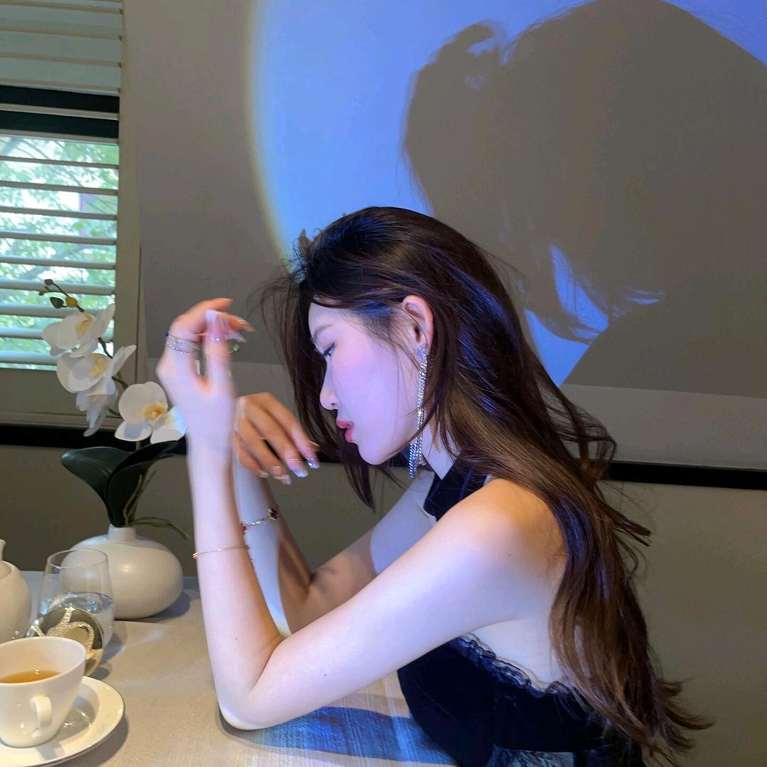 是婷婷吖