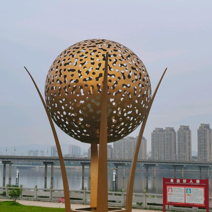 大树盛林