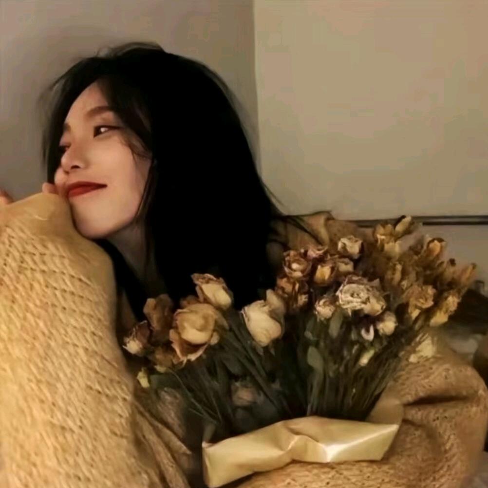 罗女士