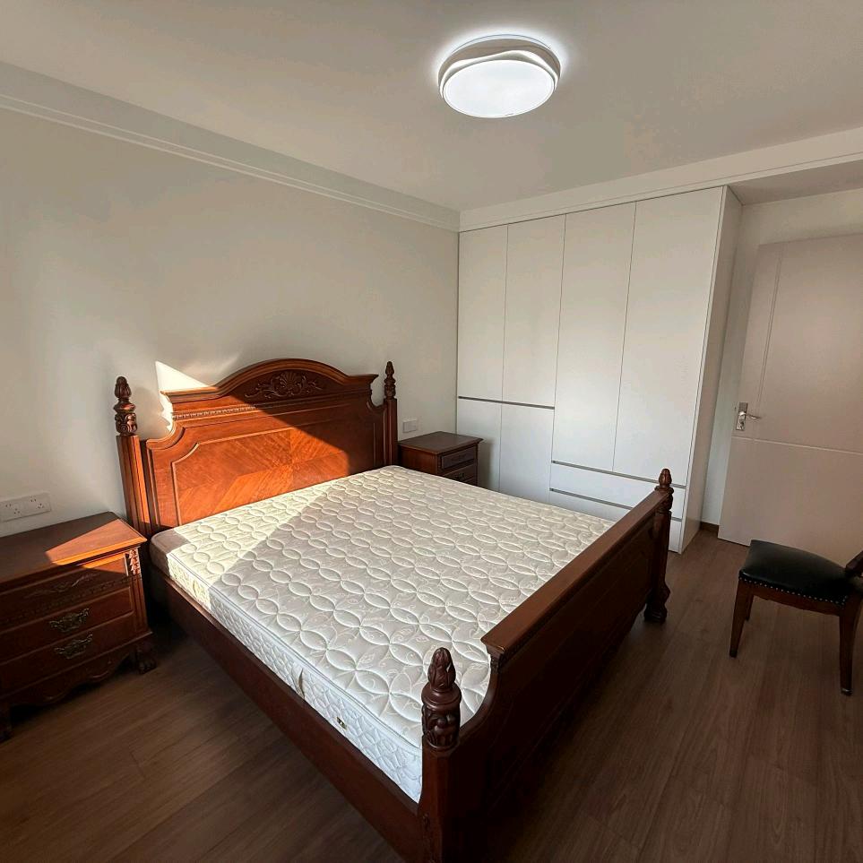 上海市浦东区康桥秀沿路租房