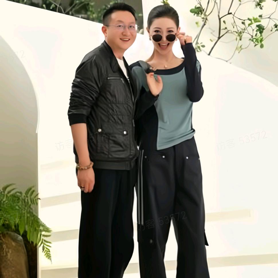 彤掌柜夫妇- 每日穿搭