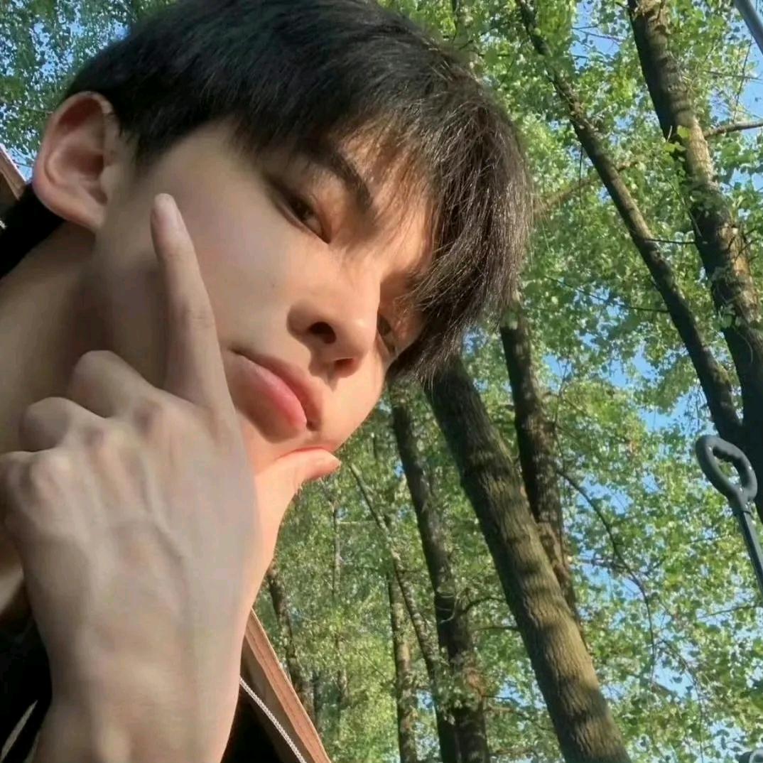 梧州学院潇潇（有兼🈯）