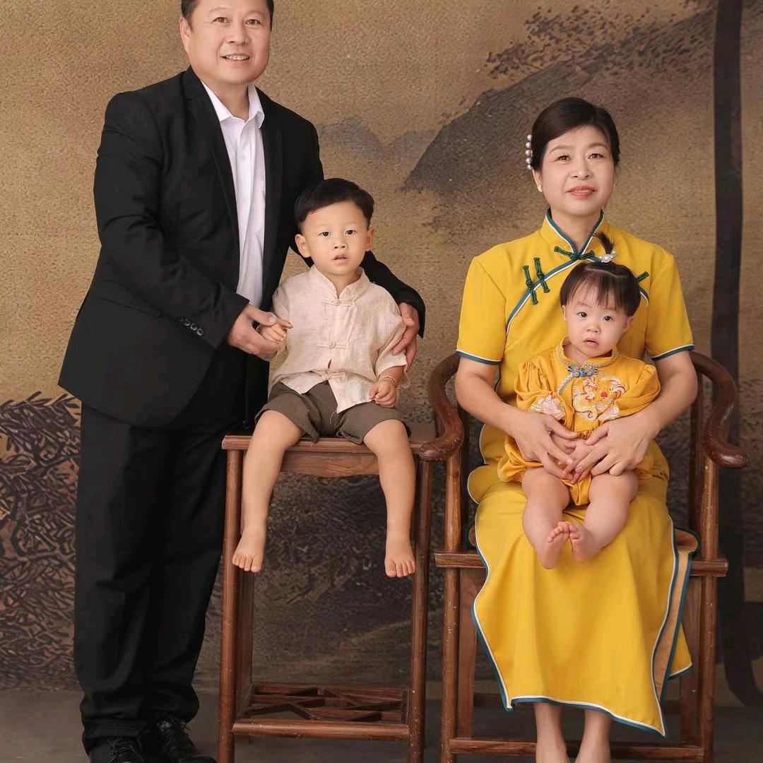 嘟嘟👦👧米兜兜(LXY)
