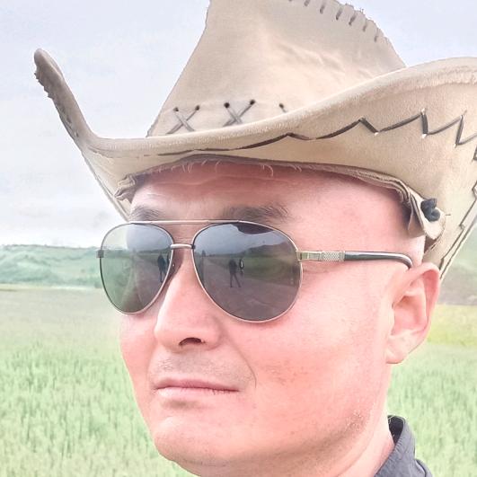 草原雄鹰